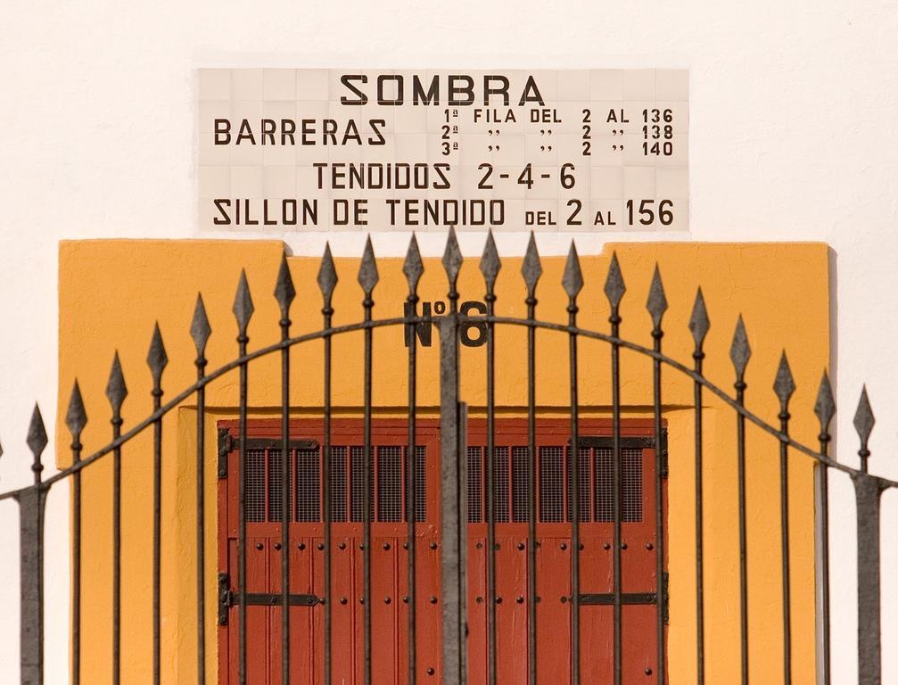 Ferienwohnung Champion Duplex Terrace And Garage Old Town 6 Pax Sevilla Exterior foto